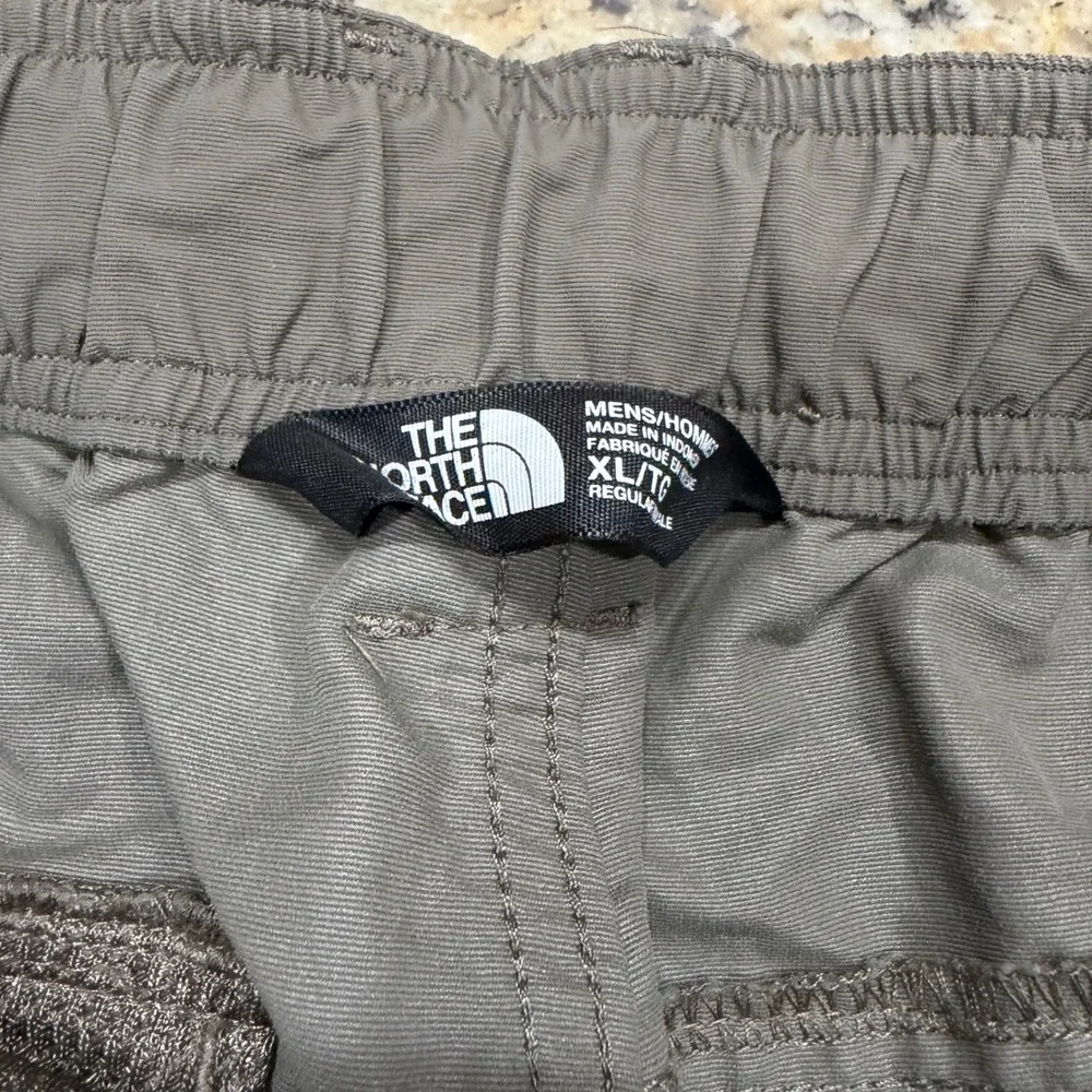 The North Face Mens XL Convertible Hiking Pants Green Zip Off Cargo Pants ws
